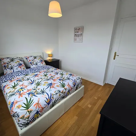 Des Rives De La Penfeld Apartment
