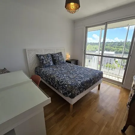 Des Rives De La Penfeld Apartment *